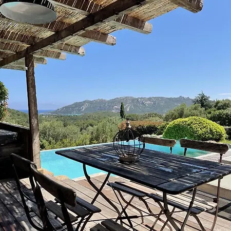 Magnifique Bergerie Avec Piscine Chauffee Surplombant La Baie De Santa Giulia